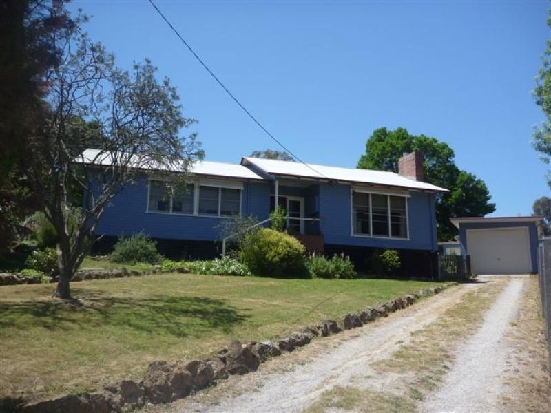 20 Woodgates Road, Buchan VIC 3885