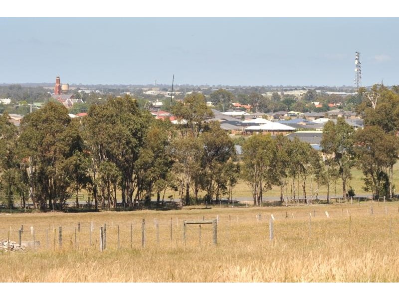 25 Balfours Road, Bairnsdale VIC 3875