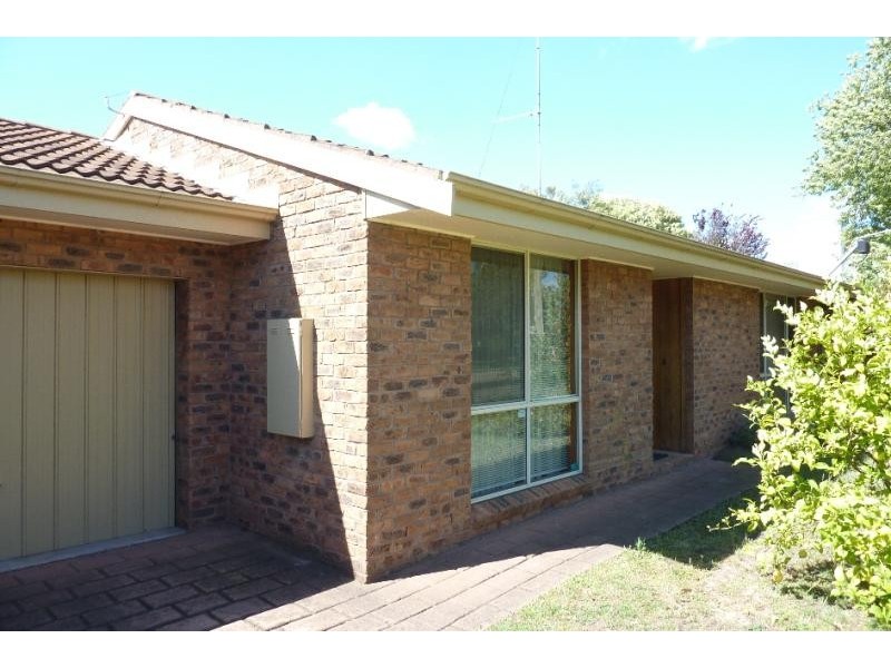 Unit 1/30 Mitchell Street, Bairnsdale VIC 3875