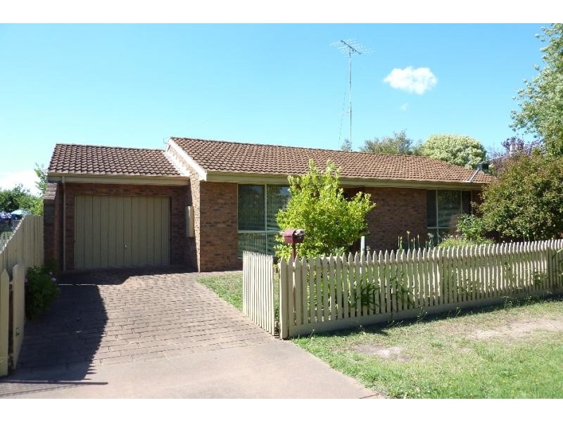 Unit 1/30 Mitchell Street, Bairnsdale VIC 3875