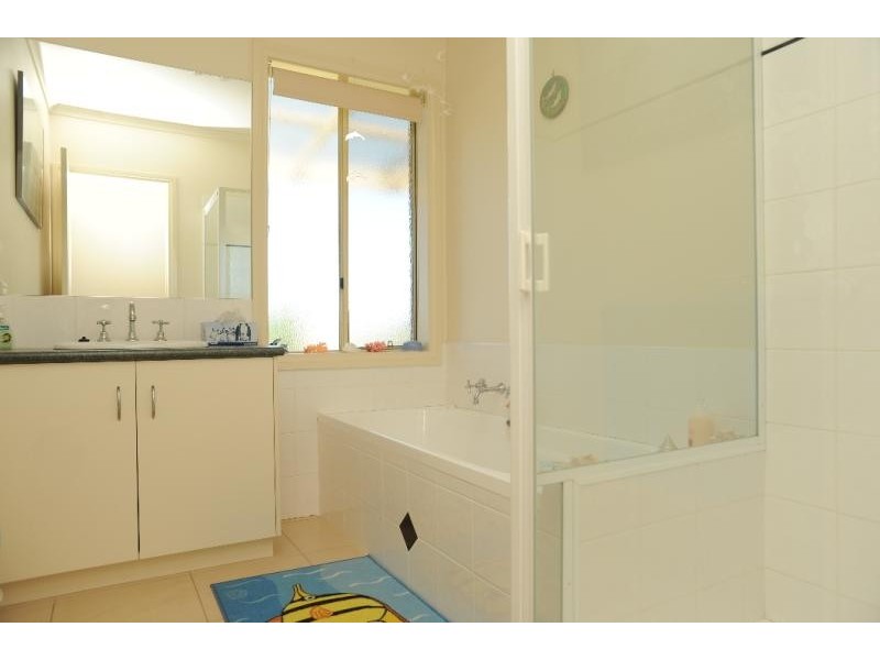 19 Wilpena Court, Bairnsdale VIC 3875