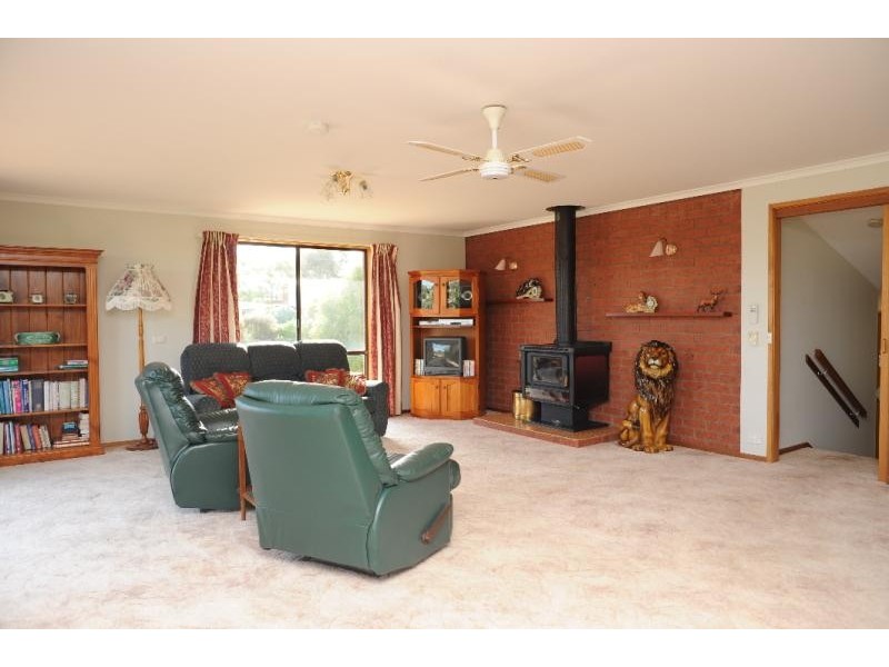 3 Bradley Court, Nicholson VIC 3882