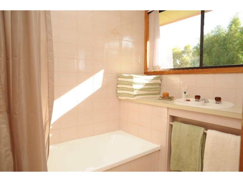 3 Bradley Court, Nicholson VIC 3882