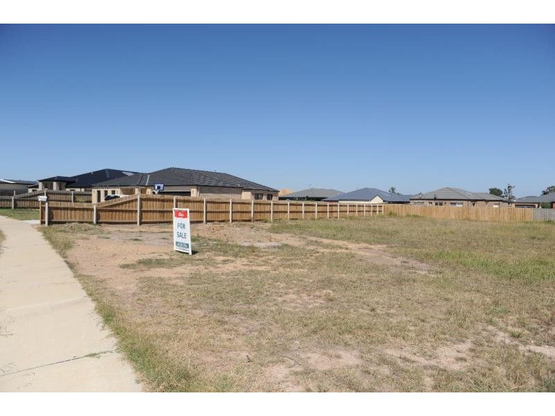 18 Glendon Drive, Bairnsdale VIC 3875