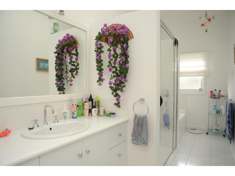 8 Anderson Street, Bairnsdale VIC 3875