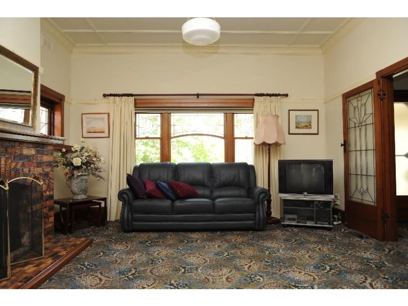 309 Main Street, Bairnsdale VIC 3875