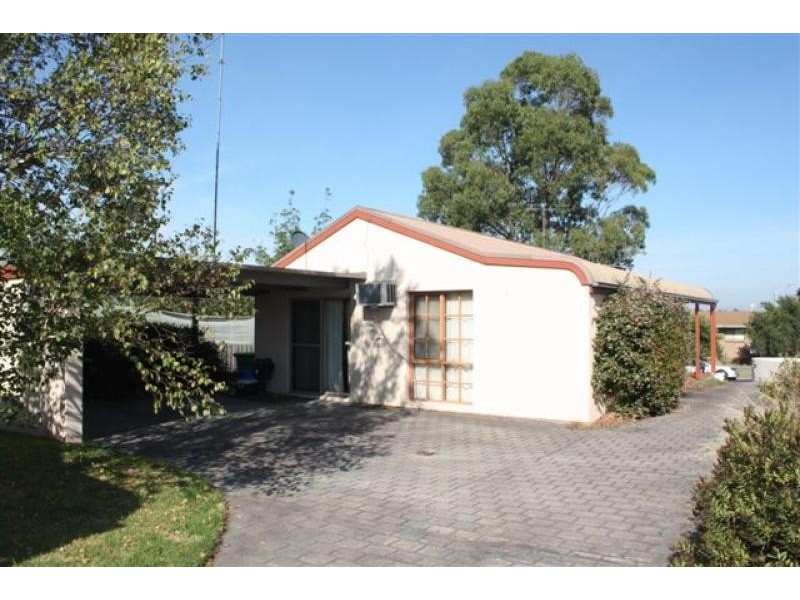 Unit 1/25 Robb Street, Bairnsdale VIC 3875