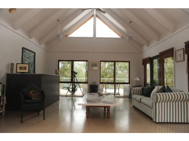 90 Matheson Road Eagle Point, Bairnsdale VIC 3875