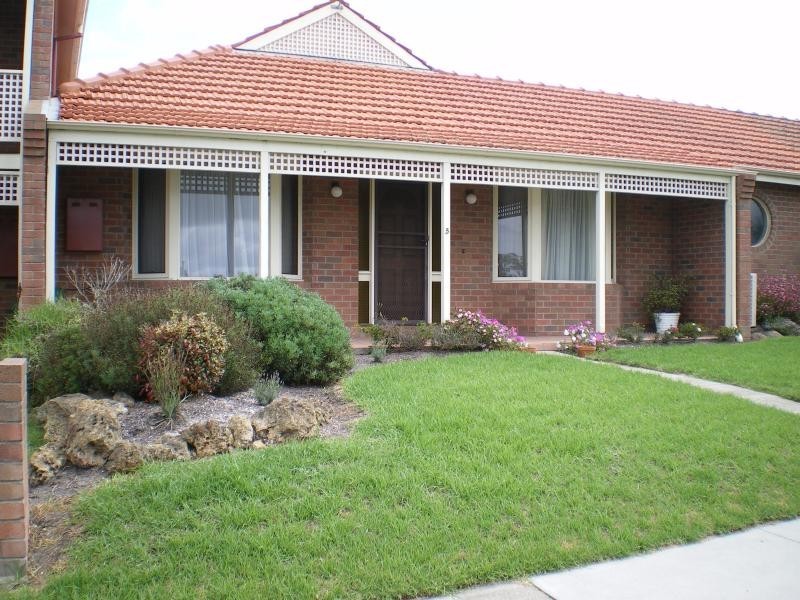 Unit 5/37-45 Riverene Street, Bairnsdale VIC 3875