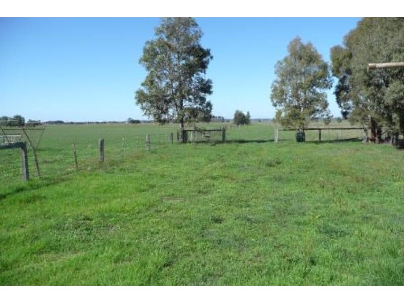 270 Broadlands Road270 Broadlands Road, Bairnsdale VIC 3875