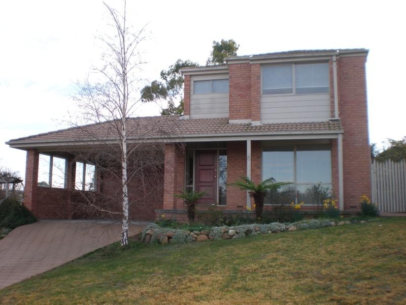 6 Hugh Court, Bairnsdale VIC 3875
