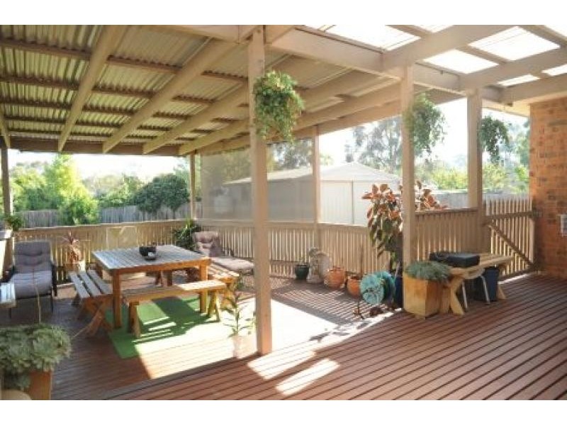 16 Blackwood Avenue, Bairnsdale VIC 3875