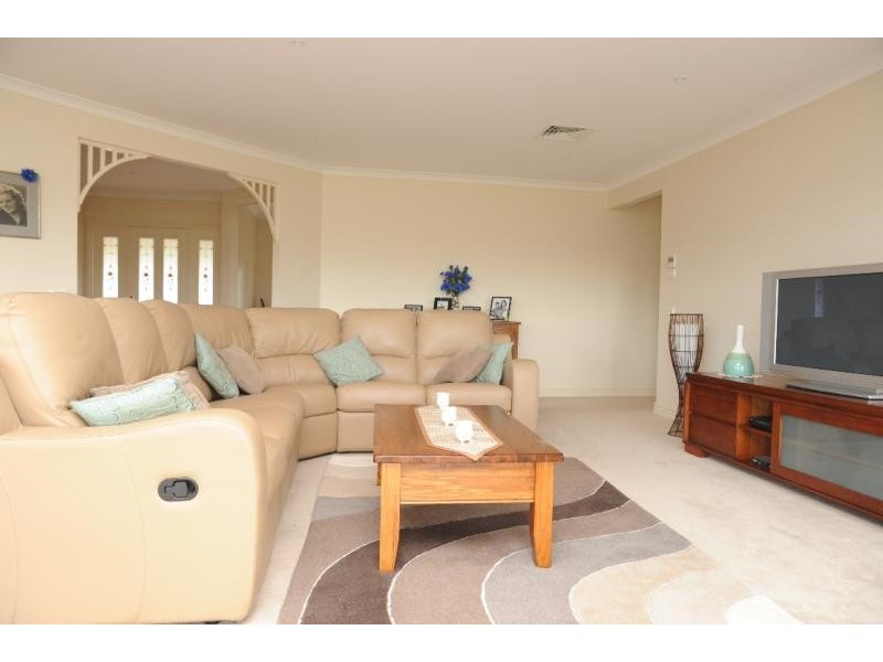 Bairnsdale VIC 3875