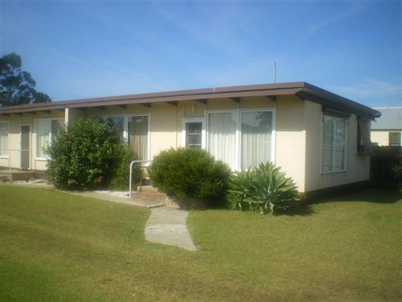 Unit 1/12 Wellington Street, Paynesville VIC 3880