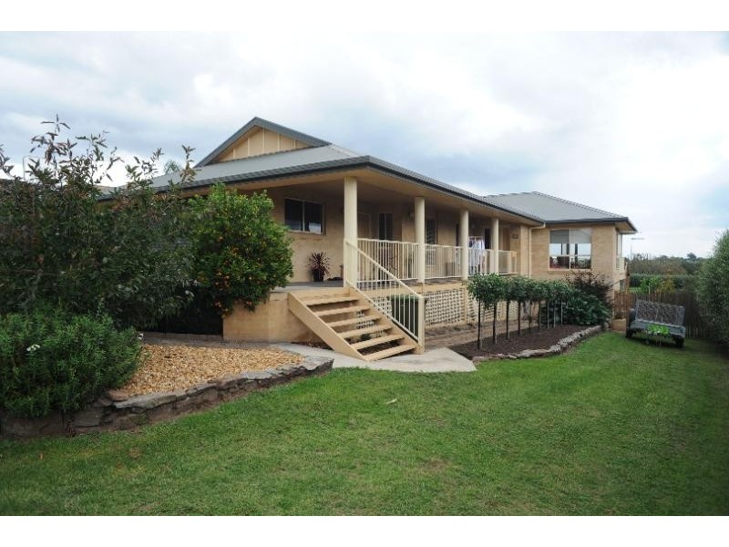 14 Bredt Street, Bairnsdale VIC 3875