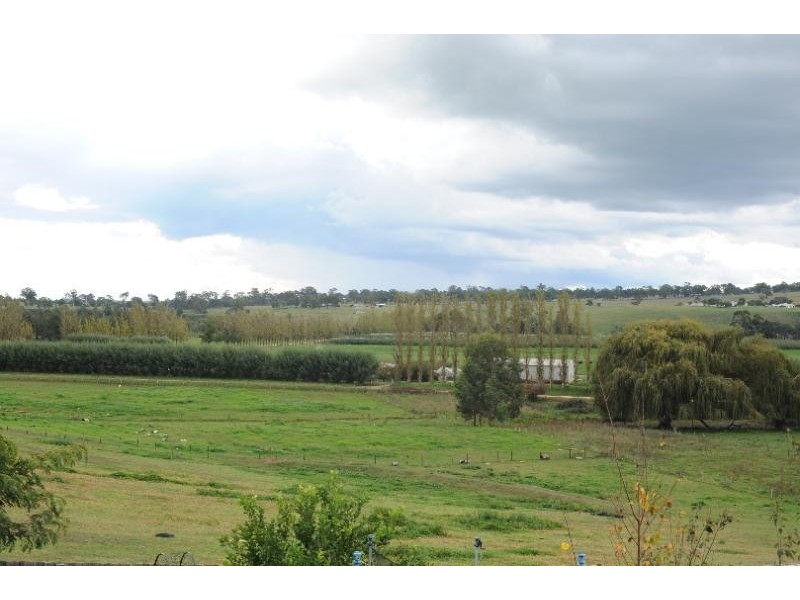 14 Bredt Street, Bairnsdale VIC 3875