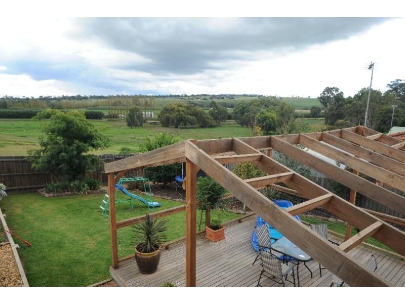 14 Bredt Street, Bairnsdale VIC 3875