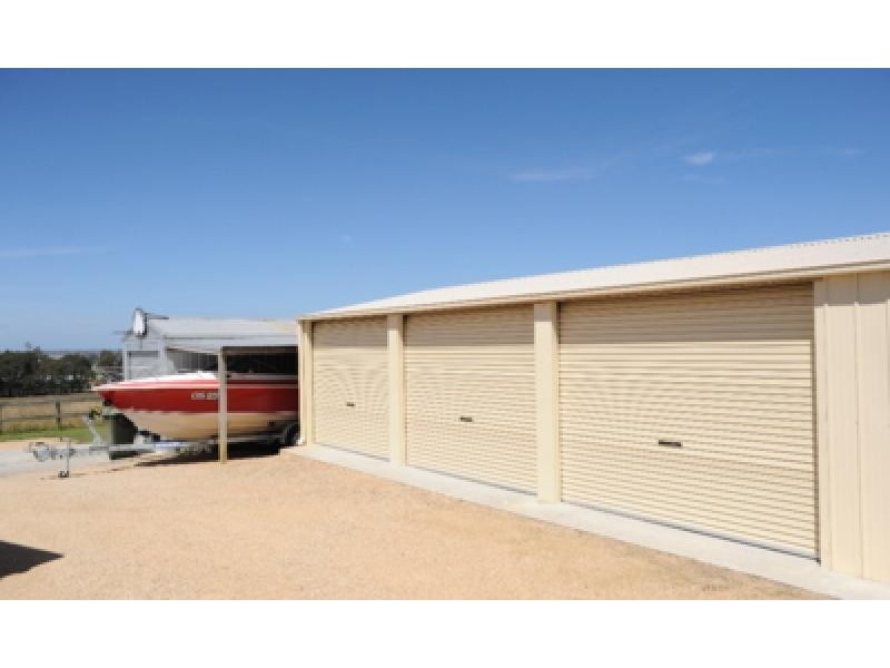 25 Balfours Road, Bairnsdale VIC 3875