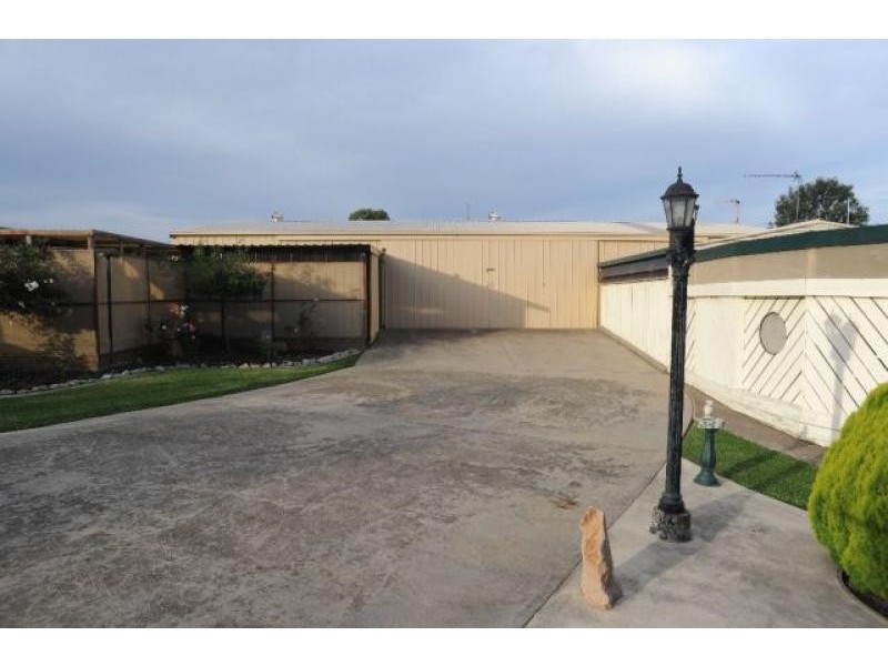 14 Nicole Court, Bairnsdale VIC 3875