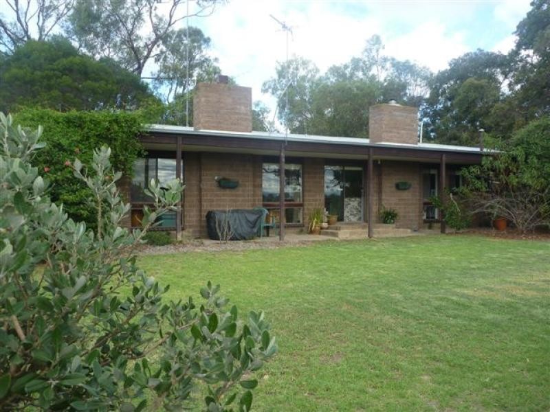 110 Walkers Road, Lindenow South VIC 3875