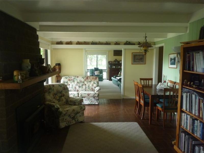 110 Walkers Road, Lindenow South VIC 3875