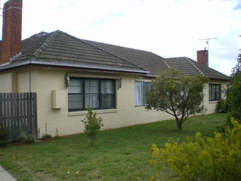 Unit 1/67 Service Street, Bairnsdale VIC 3875