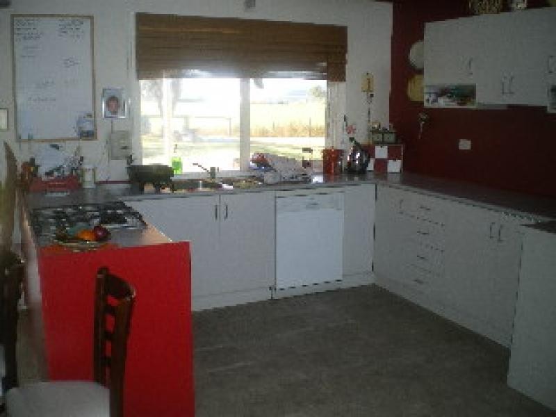 50 Main Road, Lindenow VIC 3865