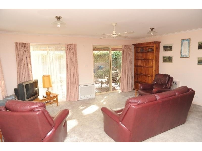 15 Ligar Street, Bairnsdale VIC 3875