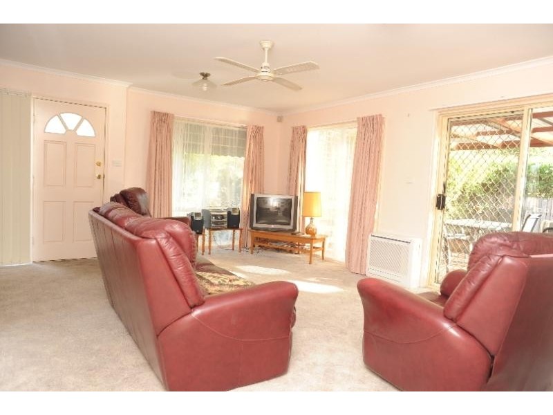 15 Ligar Street, Bairnsdale VIC 3875