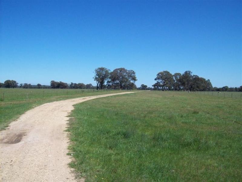 310 Redcourt Lane, Bairnsdale VIC 3875