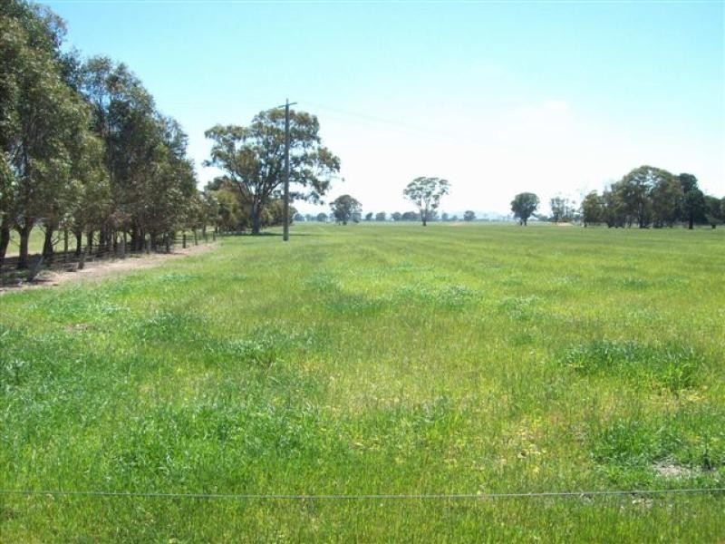 310 Redcourt Lane, Bairnsdale VIC 3875