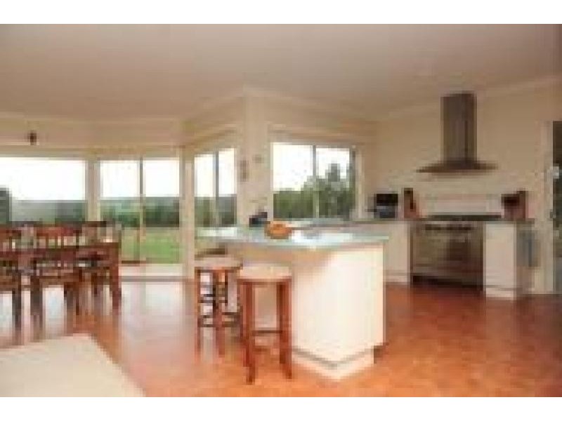 Bairnsdale VIC 3875