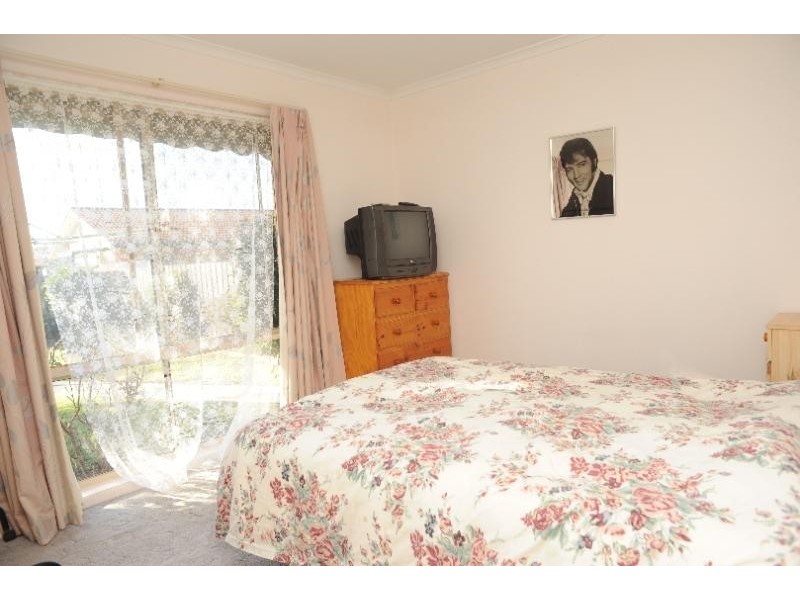 28 Hosie Street, Bairnsdale VIC 3875