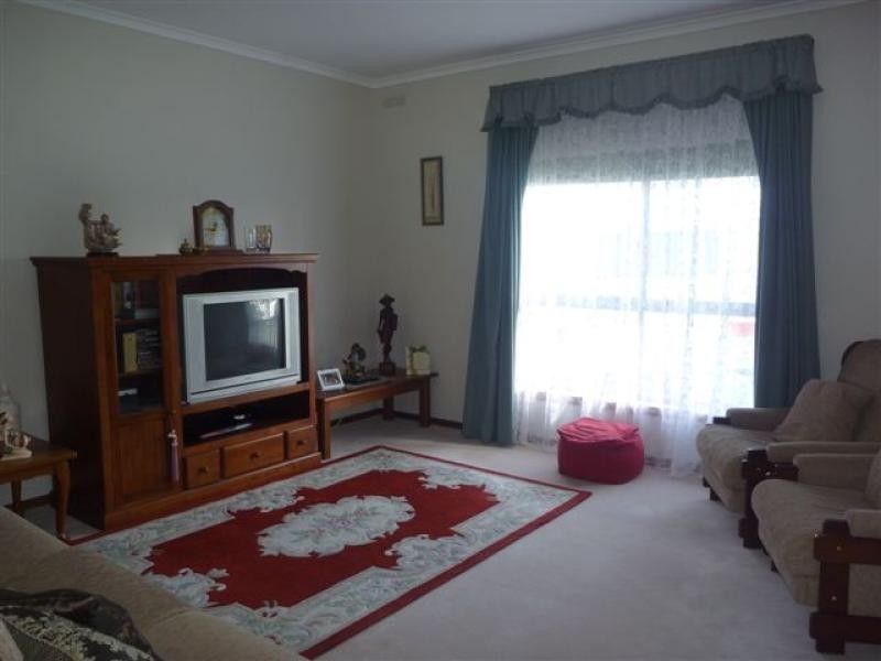 61 Bredt Street, Bairnsdale VIC 3875