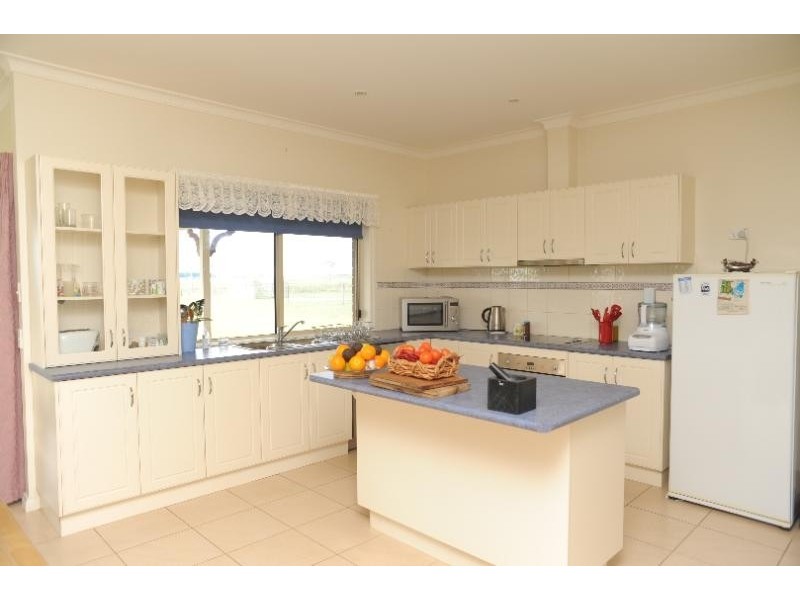 870 Lindenow Glenaladale Road, Lindenow VIC 3865