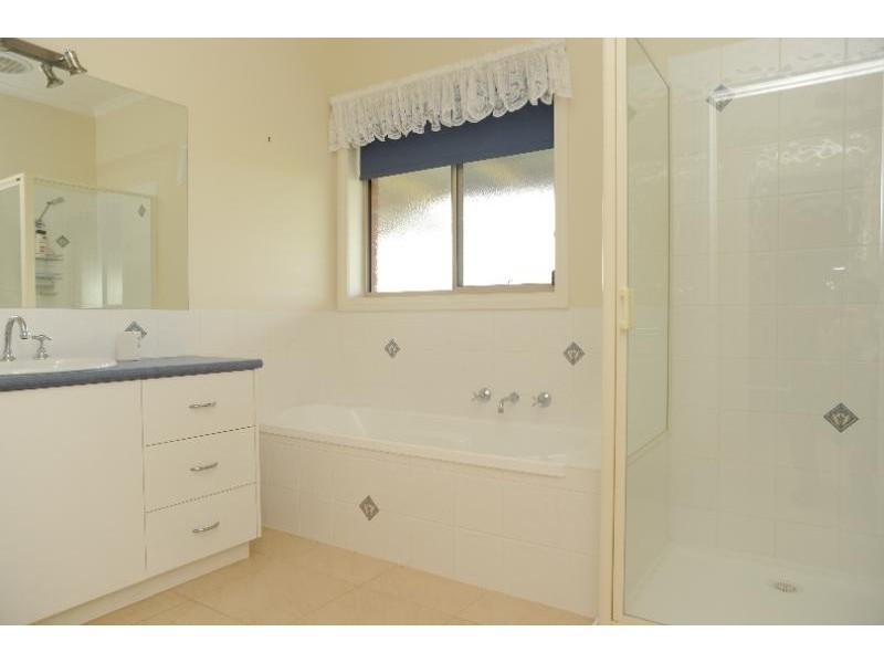 870 Lindenow Glenaladale Road, Lindenow VIC 3865