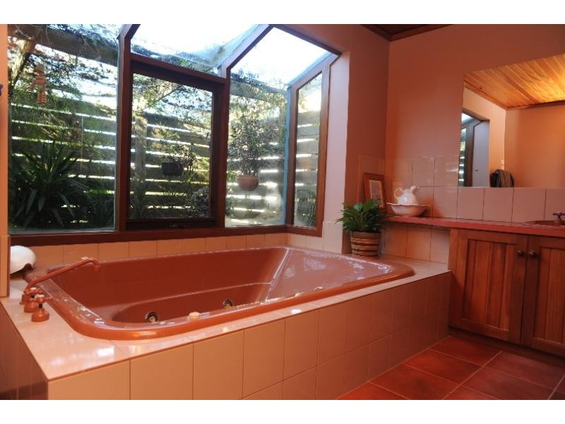 1090 Deptford Road, Clifton Creek VIC 3875