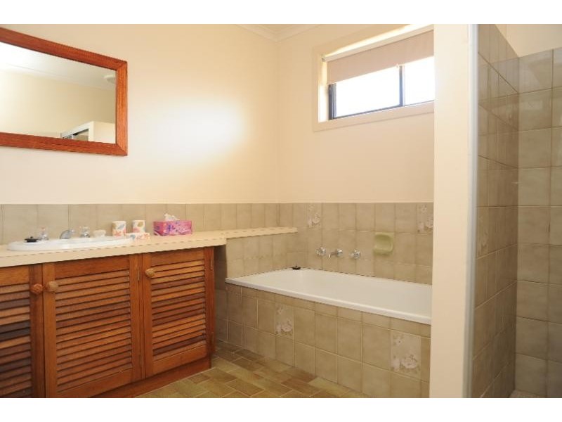 5 Alvin Court, Bairnsdale VIC 3875