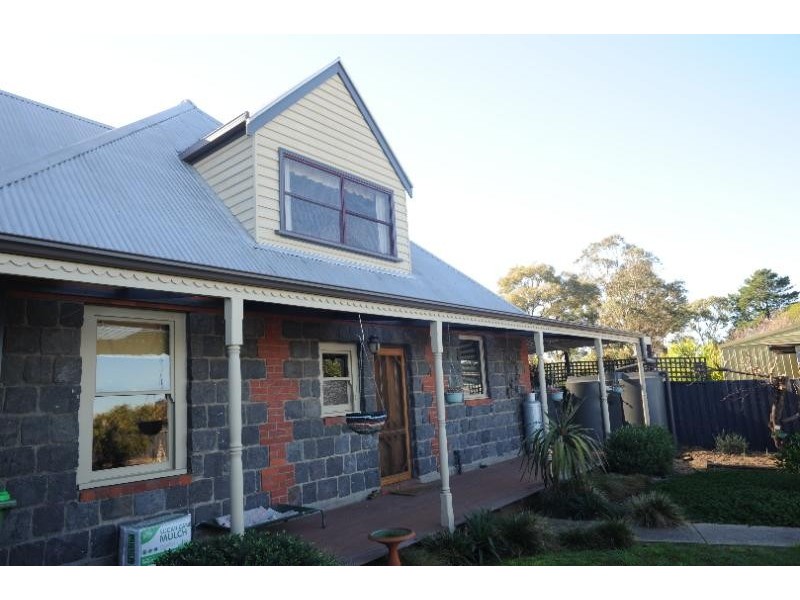 33 Tierney Street, Wy Yung VIC 3875