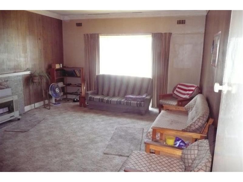 94 Bredt Street, Bairnsdale VIC 3875