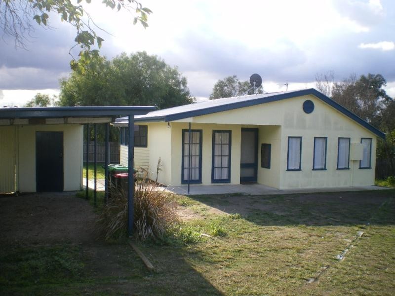 38 Forge Creek Road, Eagle Point VIC 3878