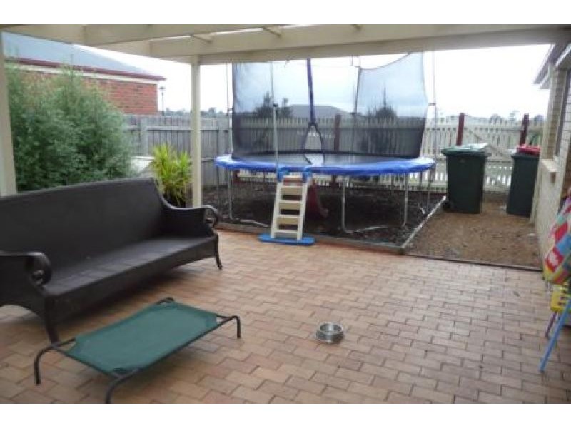 17 The Backwater, Bairnsdale VIC 3875