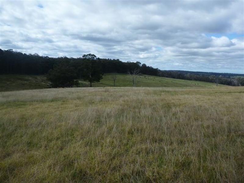 10 Holes Road, Mount Taylor VIC 3875