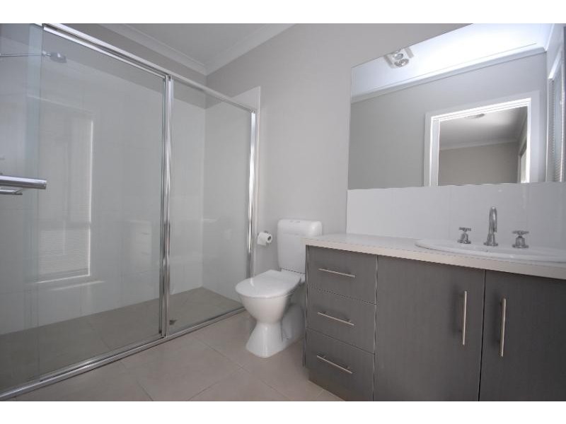 2 Selwyn Court, Bairnsdale VIC 3875