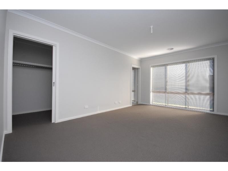 2 Selwyn Court, Bairnsdale VIC 3875