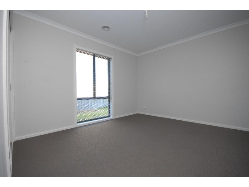 2 Selwyn Court, Bairnsdale VIC 3875