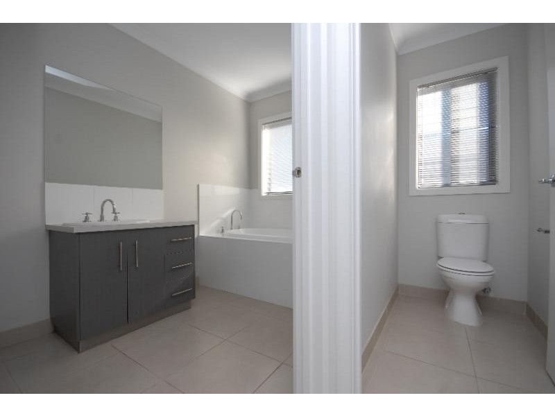 2 Selwyn Court, Bairnsdale VIC 3875