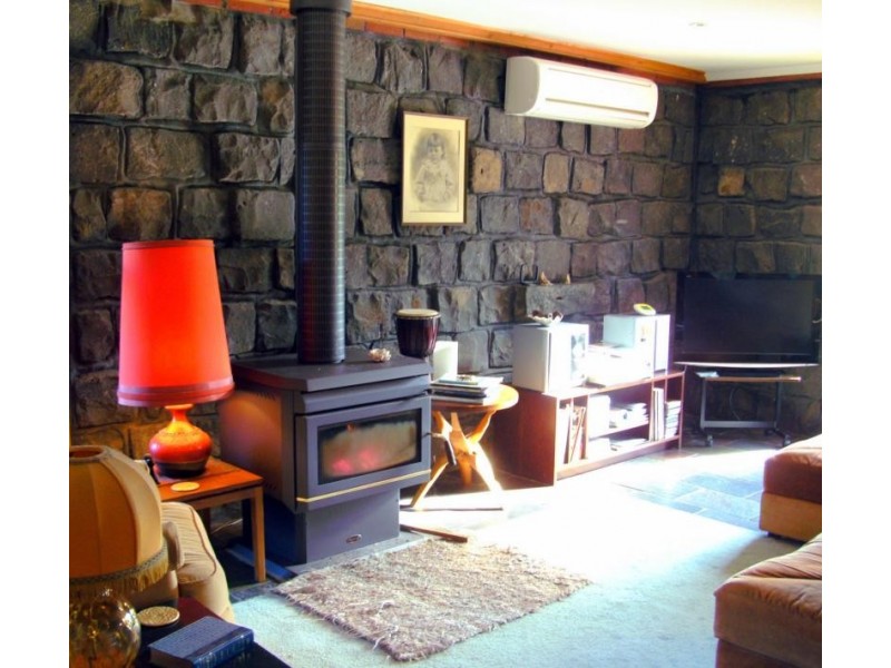 33 Tierney Street, Wy Yung VIC 3875