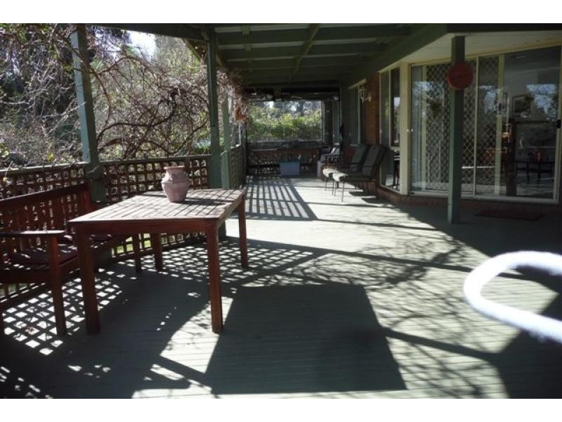 4 Flinns Road, Bairnsdale VIC 3875