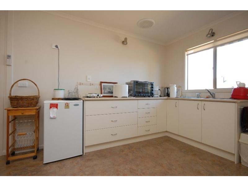 63 Great Alpine Road, Bruthen VIC 3885